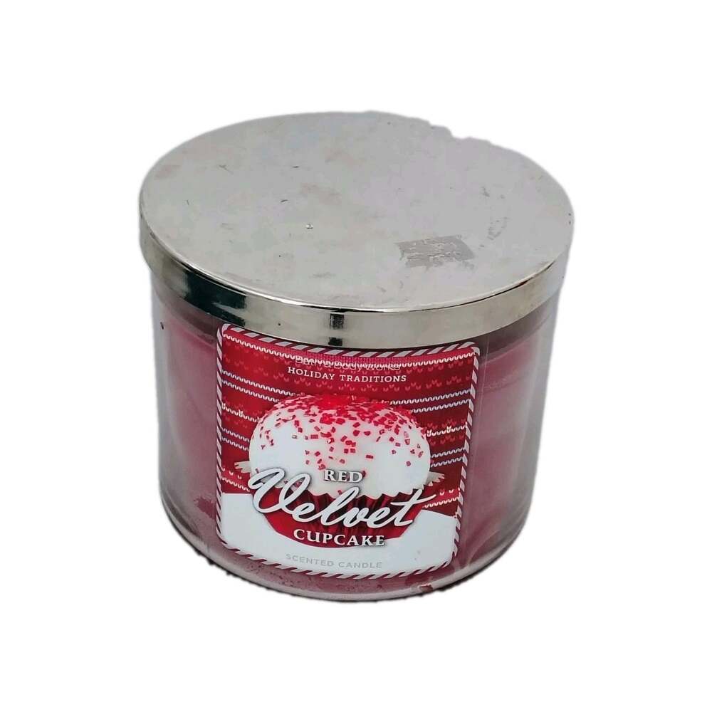 Bath & Body Works 3 Wick Red Velvet Cupcake Scent Candle 14.5 oz NEW SLIGHT DENT